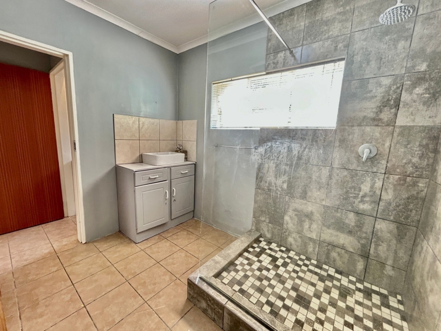 To Let 2 Bedroom Property for Rent in Safari Gardens North West